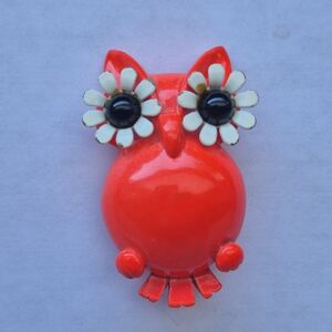 Vintage Owl With Daisy Eyes Brooch